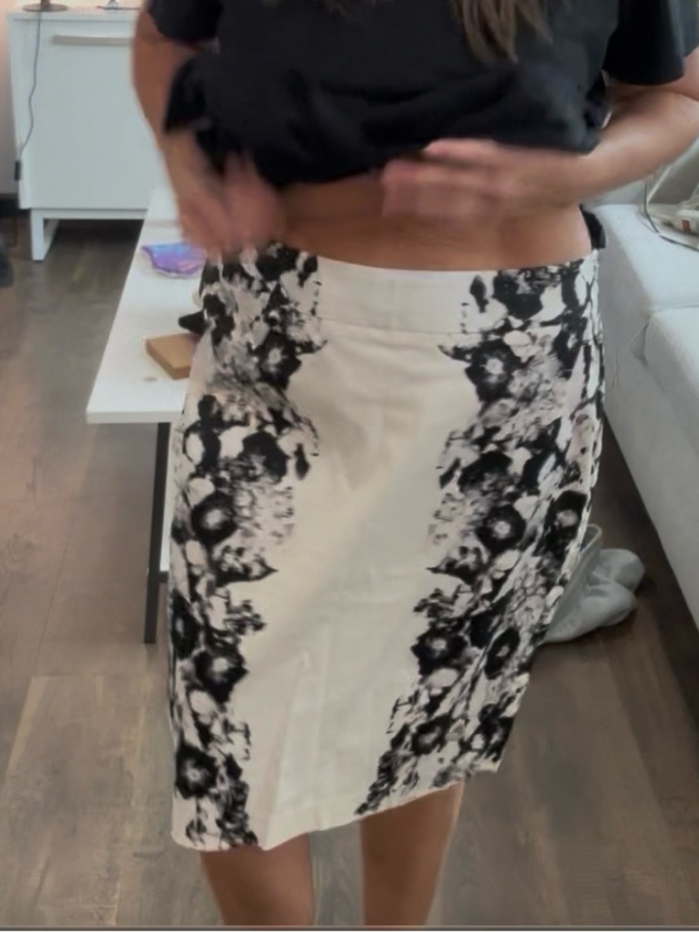 Lane Bryant Black White Floral Pencil Skirt Size 14 Stretch Cotton Knee Length